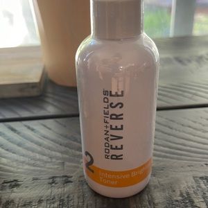 Rodan and Fields Reverse Intensive Brightening Toner